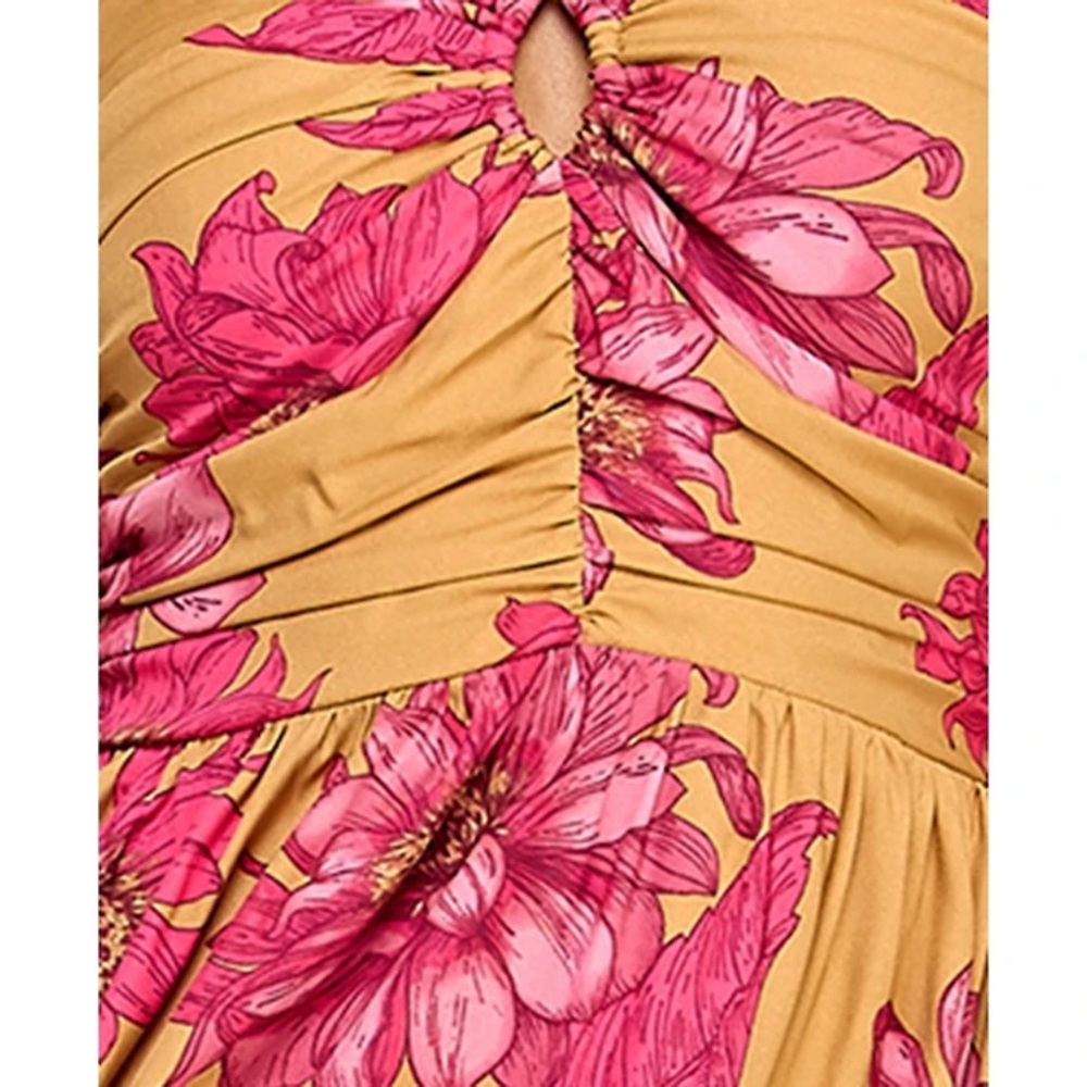 Floral Maxi Dress in Yellow/gold and Pink - Picture 3 of 7